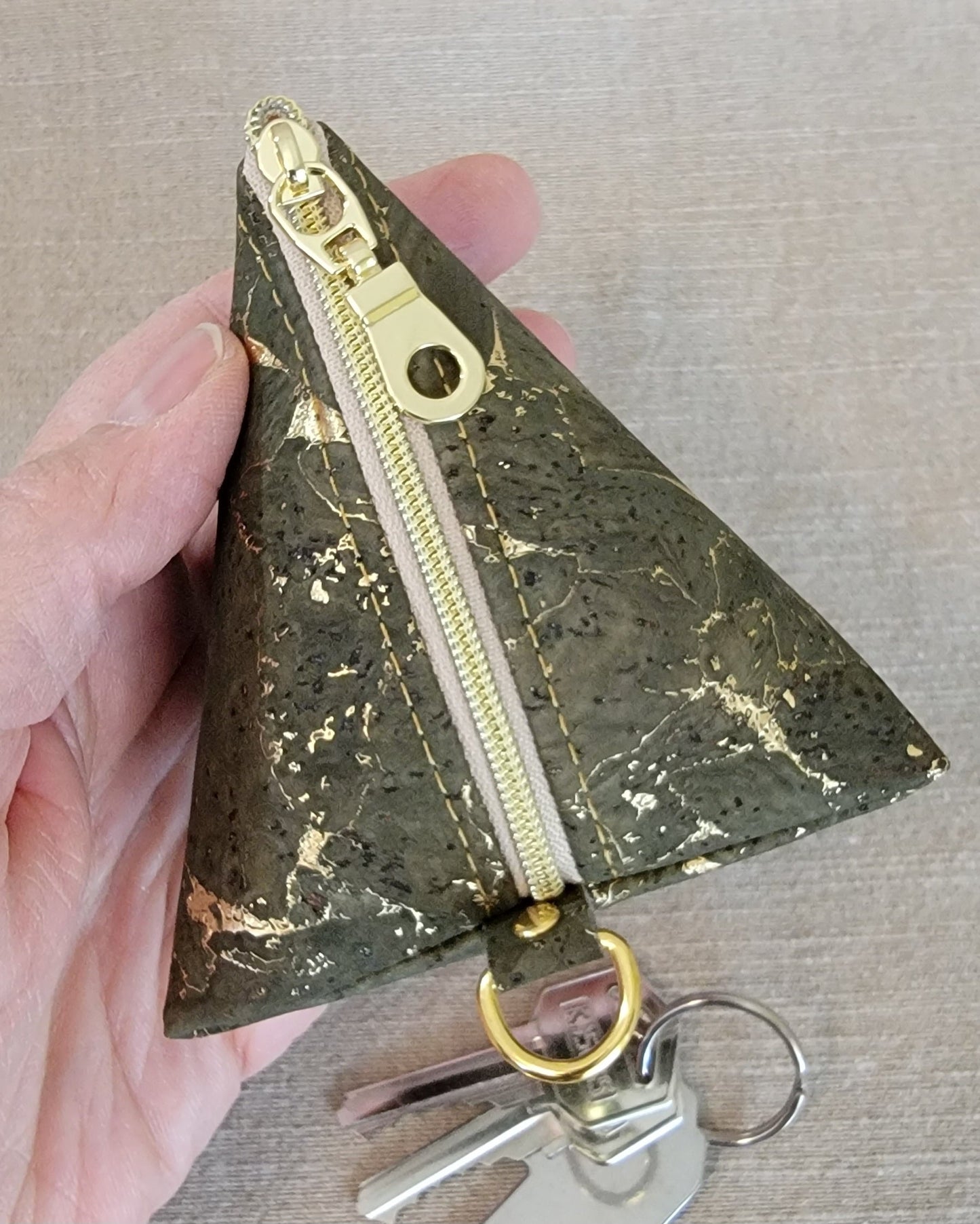 Pyramid Cork Key Keeper - Olive/Gold
