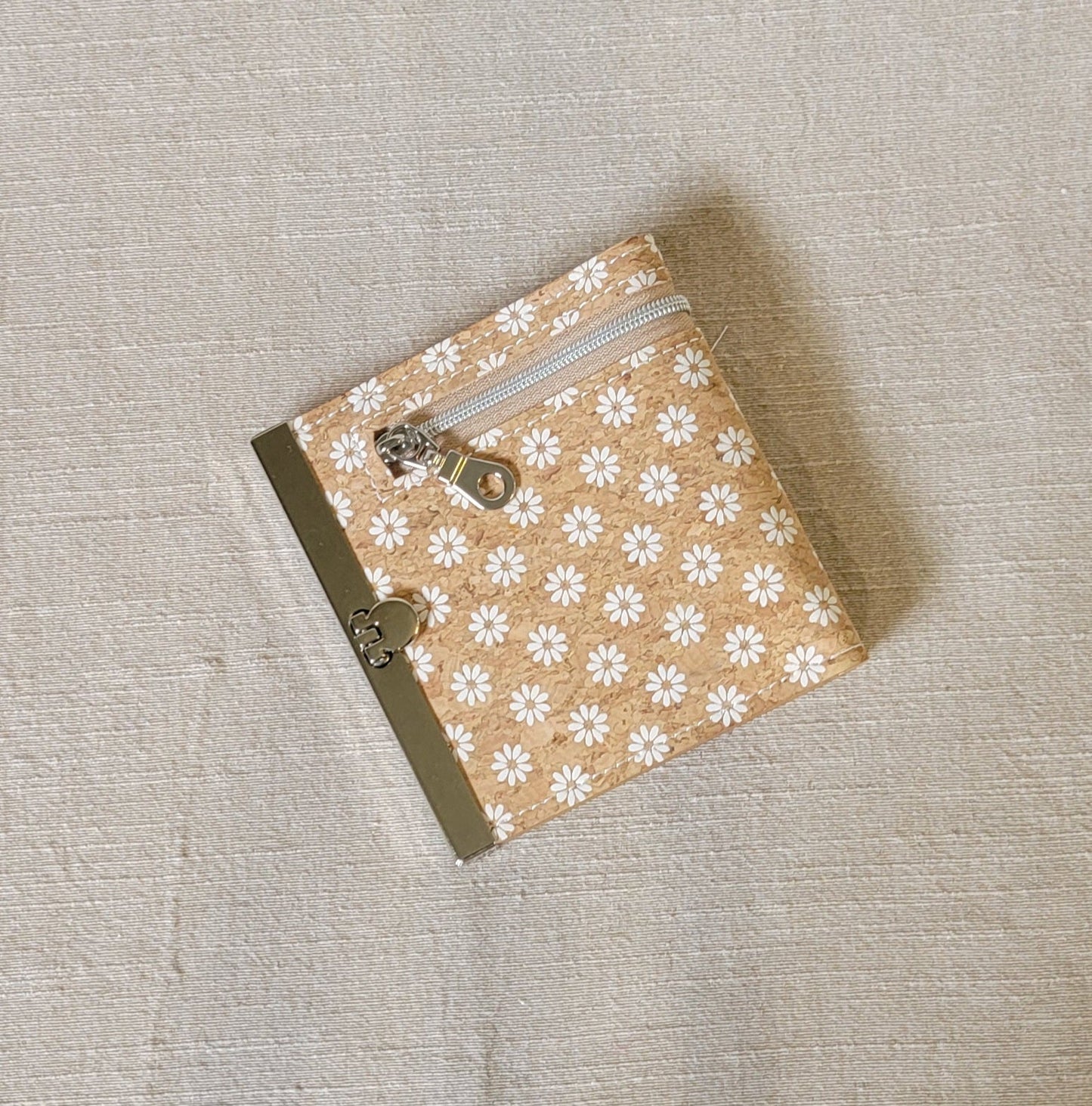 Cork Wallet - Daisies