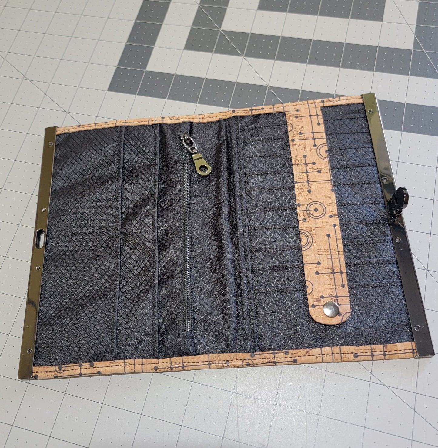 Compact Clutch Wallet - Fifties Abstract