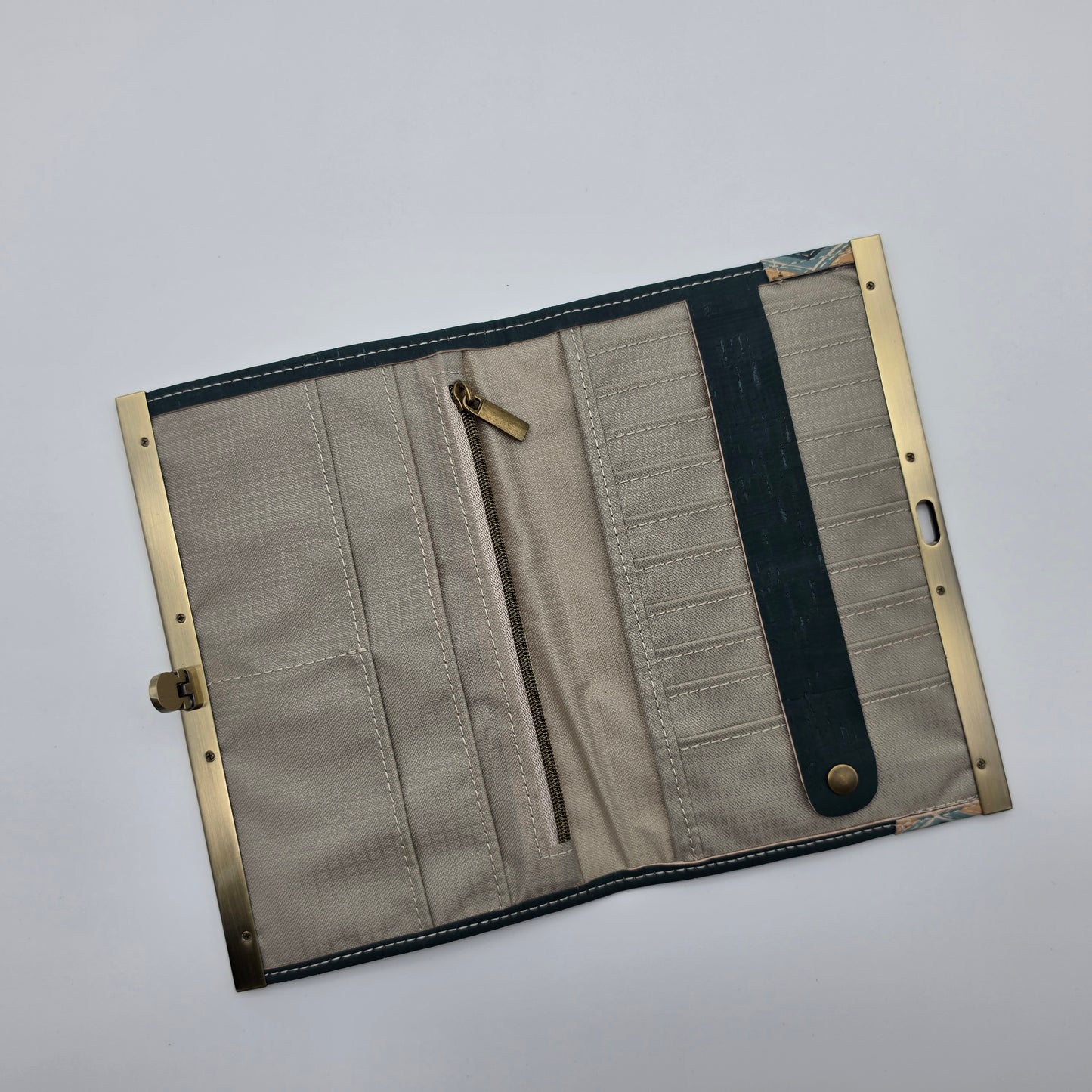 Compact Clutch Wallet - Jade and Diamonds