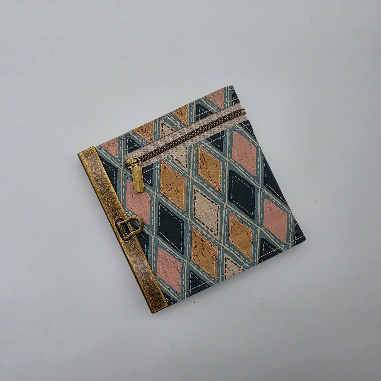 Cork Wallet - Vertical Diamonds