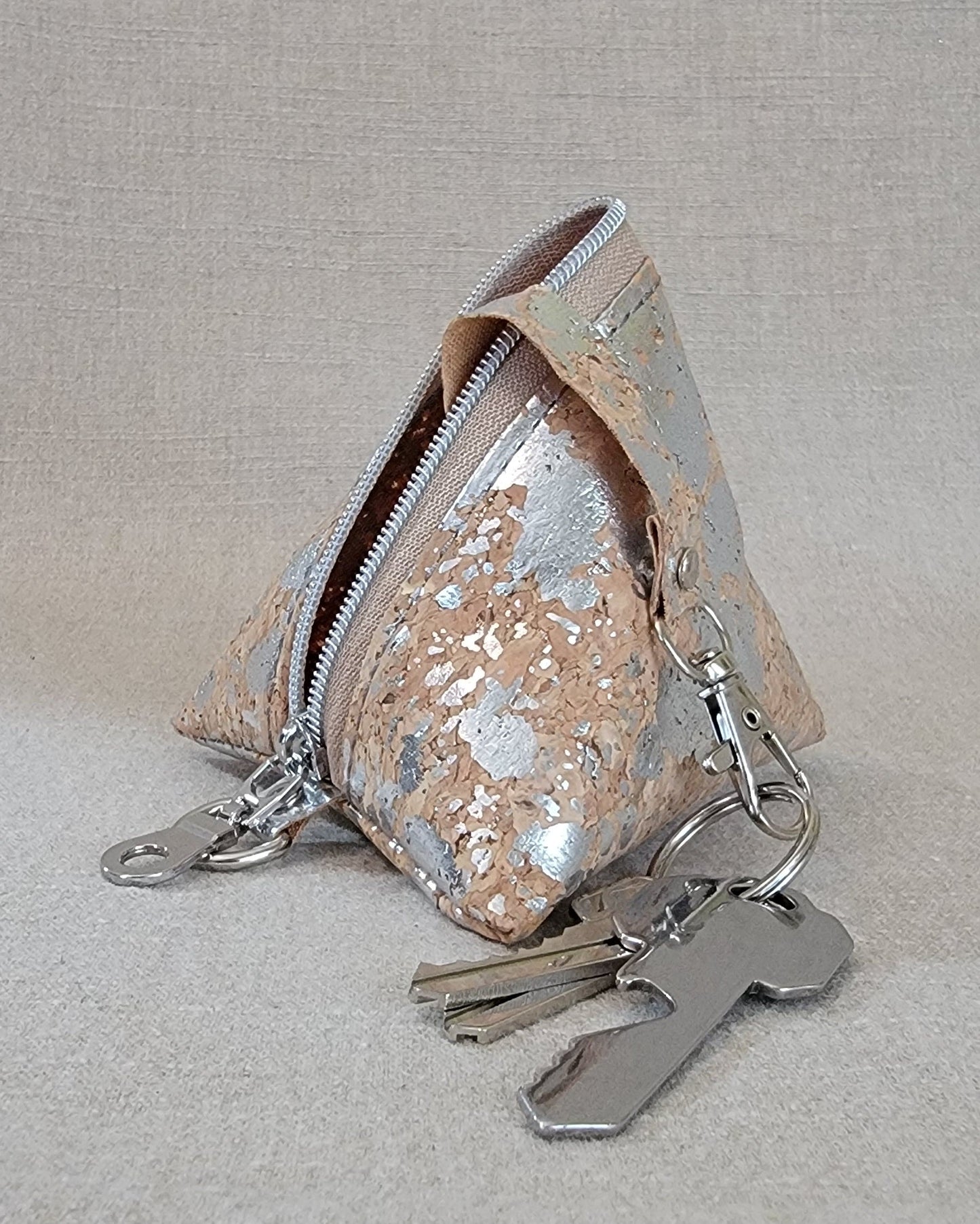 Pyramid Cork Key Keeper - Natural/Silver Splotch