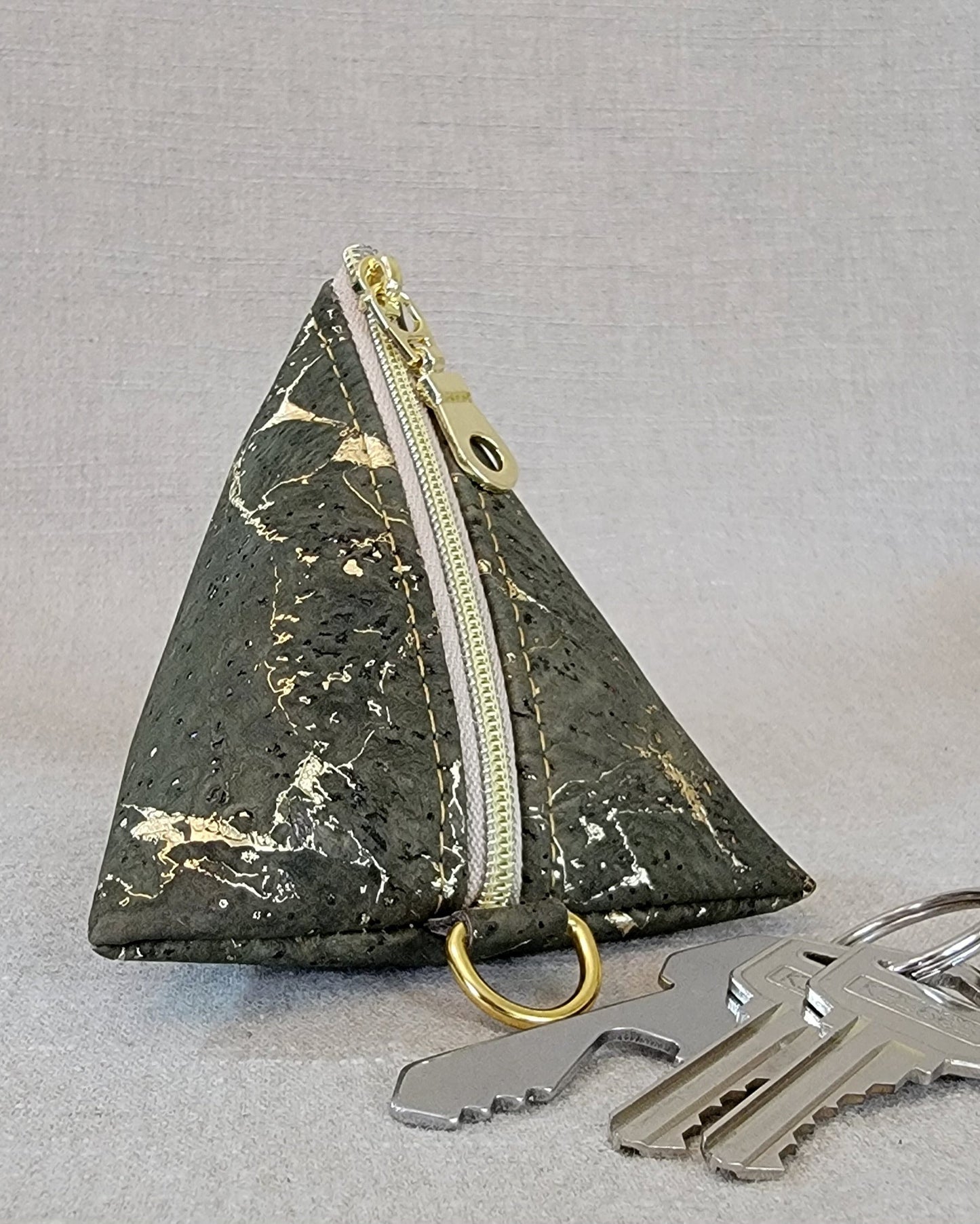 Pyramid Cork Key Keeper - Olive/Gold